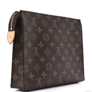 COPY - LOUIS VUITTON 
Monogram Toiletry Pouch 26- EXCELLENT Condition